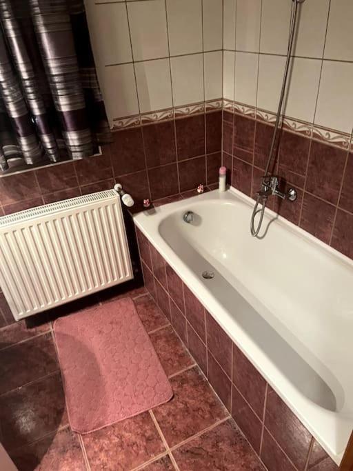 Laura Apartman Hajdúszoboszló Esterno foto